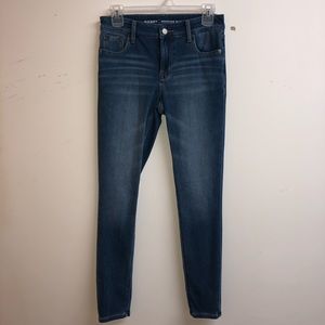 Women’s 4 Old Navy Rockstar 24/7 Skinny Jeans